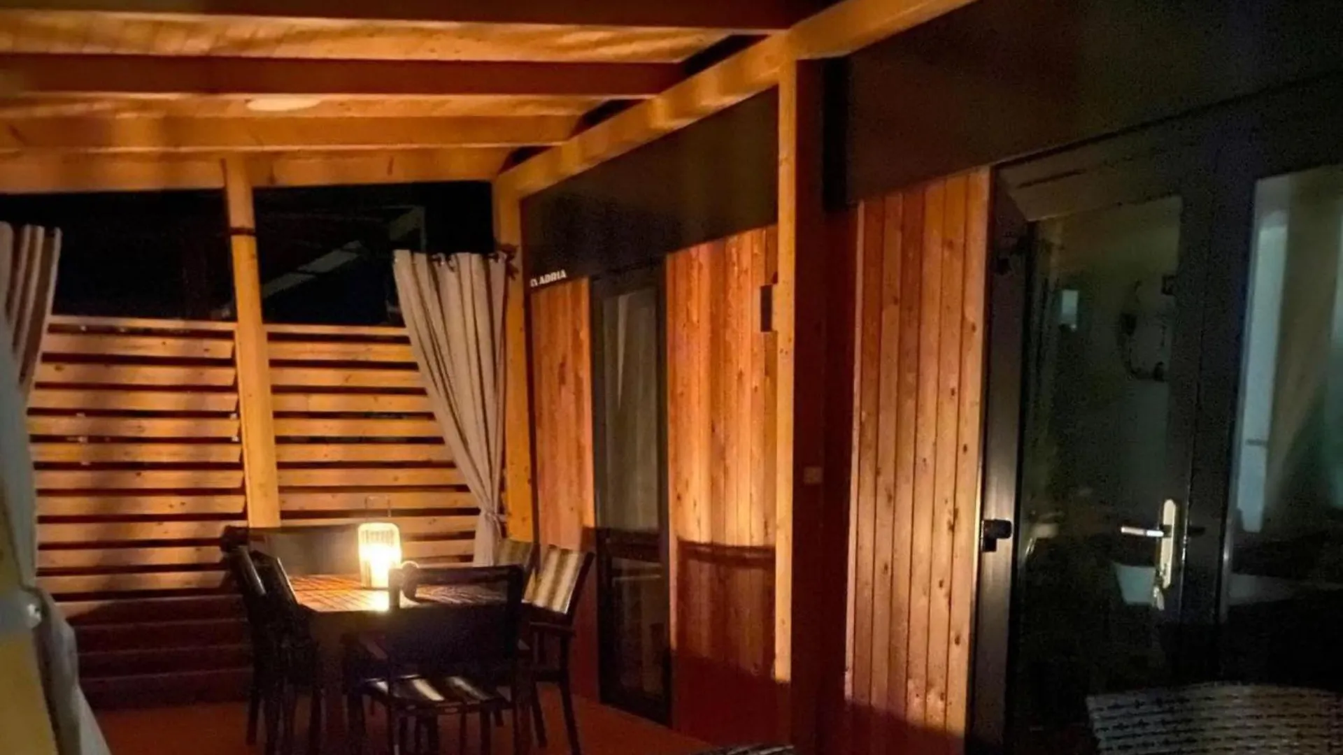 Oliva Mobile Home ビオグラード・ナ・モル 別荘